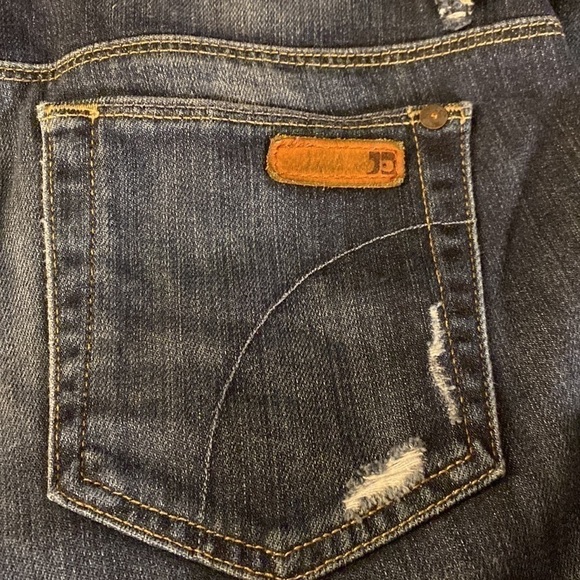 Joes Jeans Dark Distressed Stretch Cropped jeans size 28 - Picture 5 of 11